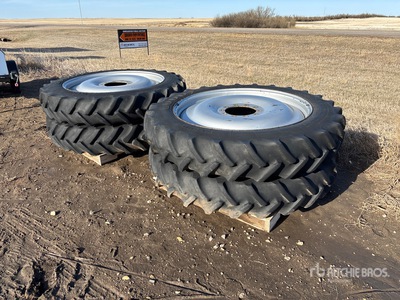 Quantity of (4) Michelin 620/70R38 Tires - Fits Case IH 3330 Patriot