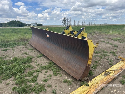 2001 Degelman 14 1 H/A 14 ft 4 Way Bulldozers