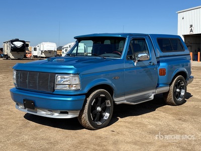 1992 Ford F-150 XLT 4x2 Pickup