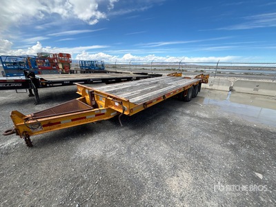 2000 20 ft T/A Flatbed Trailer