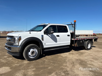 2019 Ford F-550 XLT 4x4 Crew Cab Flatbed Truck