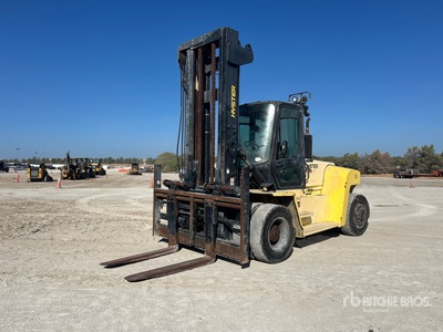 2015 Hyster H300HD2 29000 lb Pneumatic Tire Forklift
