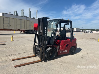 Taylor GT66D 5950 lb Pneumatic Tire Chariot Élévateur