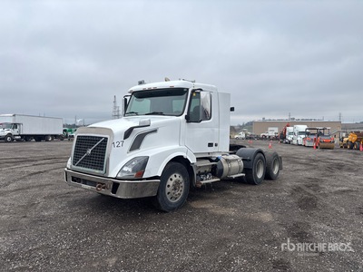 2013 Volvo VNL 6x4 T/A Day Cab Truck Tractor