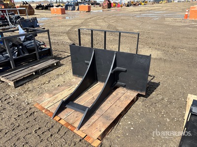 36 in Skid Steer Bale Spear