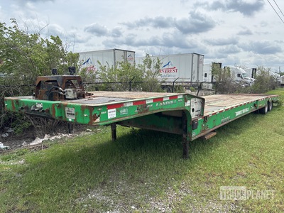 2017 Landoll 930D-48-15 48 ft T/A Hydraulic Tail Trailer