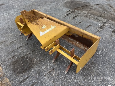 Armstrong Ag 72 in 3-Pt Box Blade