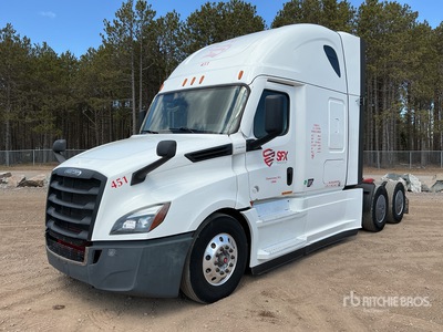 2020 Freightliner Cascadia 126 6x4 T/A Sleeper Truck Tractor