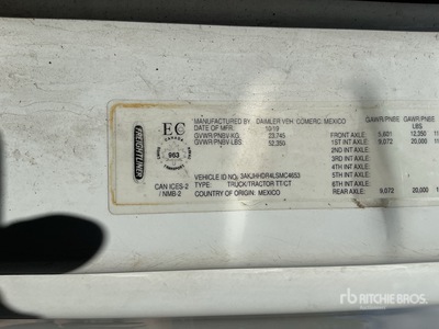 2020 Freightliner Cascadia 126 6x4 T/A Sleeper Truck Tractor