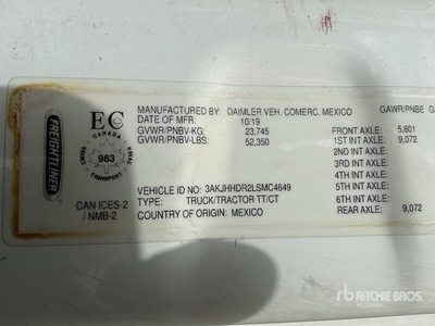 2020 Freightliner Cascadia 126 6x4 T/A Sleeper Truck Tractor