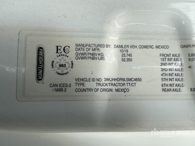 2020 Freightliner Cascadia 126 6x4 T/A Sleeper Truck Tractor