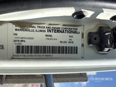 2007 International 7700 14x4 Autocarro ribaltabile 5 assi