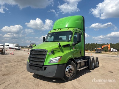 2020 Freightliner Cascadia 116 6x4 T/A Day Cab Truck Tractor