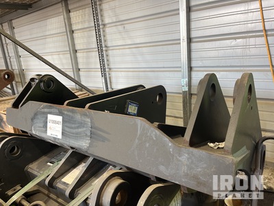 Craig 55 in Mounting Plate - Fits JCB 427 (Unused)