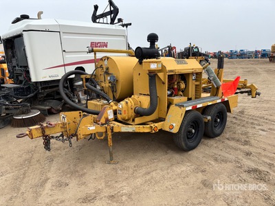 Rosco RA-200 Tire size (225/75R15), Pintle Hitch, Electric Brakes with spring suspension. Pothole Patcher