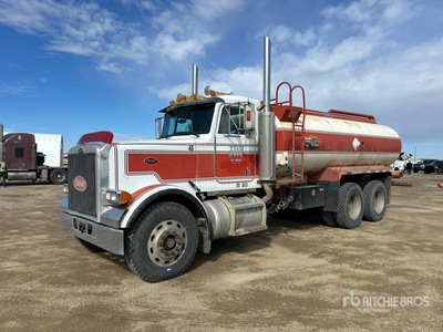 1993 Peterbilt 378 100 bbl 6x4 Water Truck
