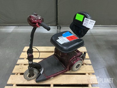 Invacare Zoom 220 HMV Mobility Scooter