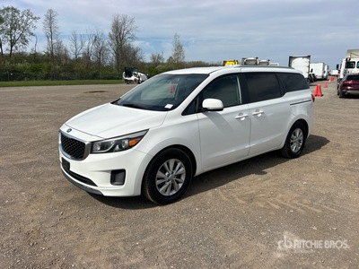 2016 Kia Sedona LX Minivan