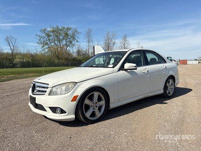 2010 Mercedes-Benz C300 Personenkraftwagen