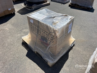 Makita 19 pc Air Nail Gun 18V Cordless Tool Set W/Job Site Tool Box