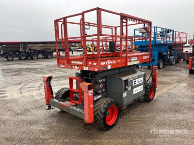 2018 Skyjack SJ6832 RT 4x4 Diesel Scissor Lift