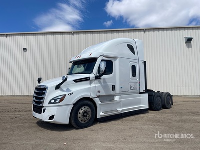 2021 Freightliner Cascadia 126 6x4 T/A Sleeper Truck Tractor