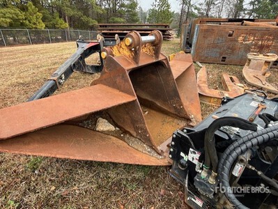 Cat V-Ditching Excavator Bucket