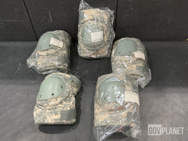 (216) Pairs of Knee Pads