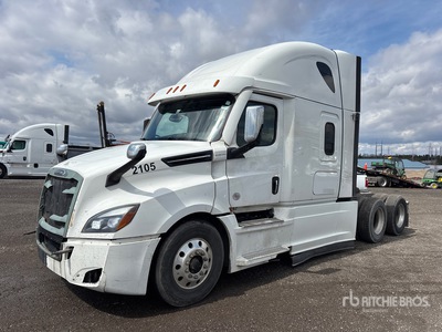 2022 Freightliner Cascadia 126 6x4 T/A Sleeper Truck Tractor