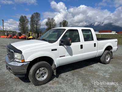 2004 Ford F-350 XLT 4x4 Crew Cab Pickup