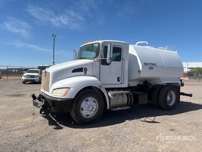 2018 Kenworth T300 2000 gal 4x2 Water Truck