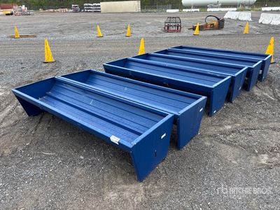 Quantity of (6) 2025 Kit Containers CF-90-V2025 90"x26" Alimentatore bestiame