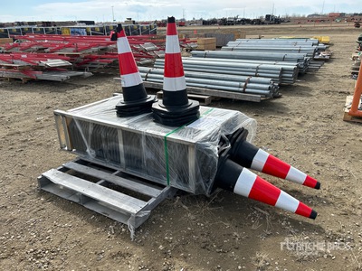 Quantity of (90) 15 in x 27 in Conos de trafico (Unused)