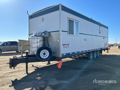 2007 Arctic 30 ft x 10 ft Tri/A موقع ابار