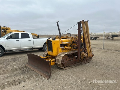 John Deere 450C Pipelayer