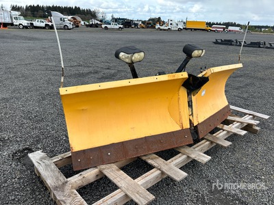 Meyer SV-8.5 8 ft 6 in Power-V Chasse-neige