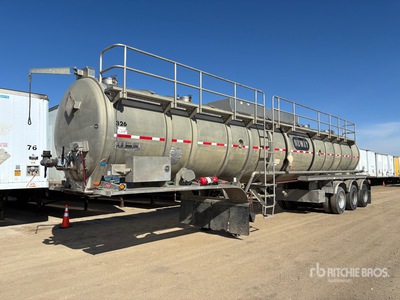 2015 Heil 12200 gal Tri/A Tanker Trailer
