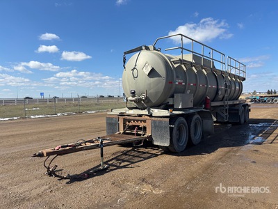 2014 Heil 8500 gal Quad/A Przyczepa cysterna