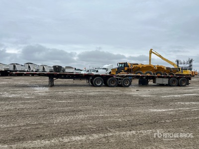 2015 Cross Country Tri/A Super B-Train Lead Flatbed Trailer
