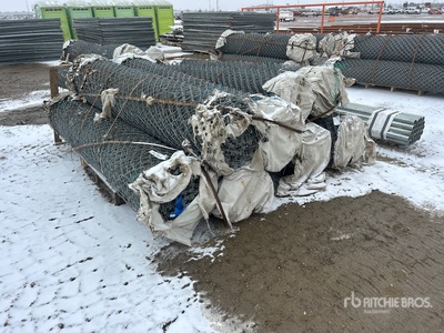 Quantity of 600 ft of 8 ft High Chain Link Vallas