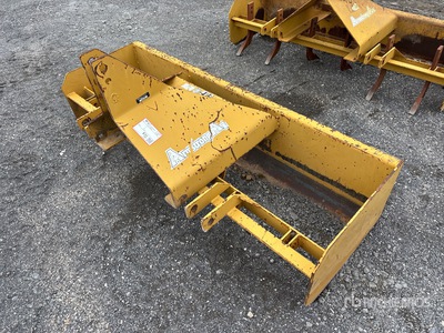 Armstrong 72 in 3-Pt Box Blade