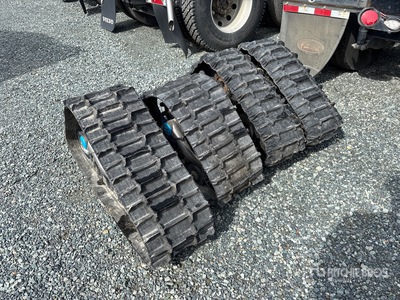 Quantity of (4) Camso UTV Tracks