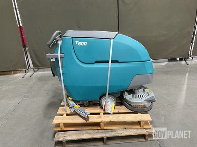Tennnant T500 Floor Scrubber