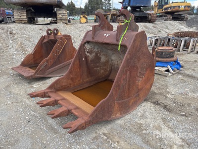 CWS 52 in Digging Excavator Bucket