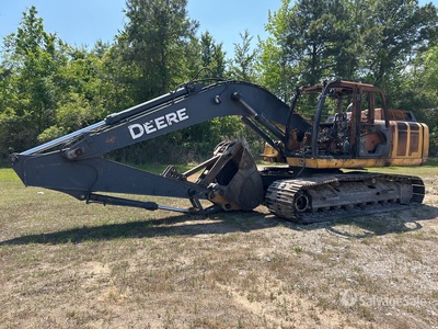 2014 John Deere 210G Excavatrice sur chenilles (Inoperable)