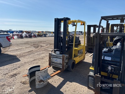 2006 Hyster J40ZT 3400 lb Electric Forklift