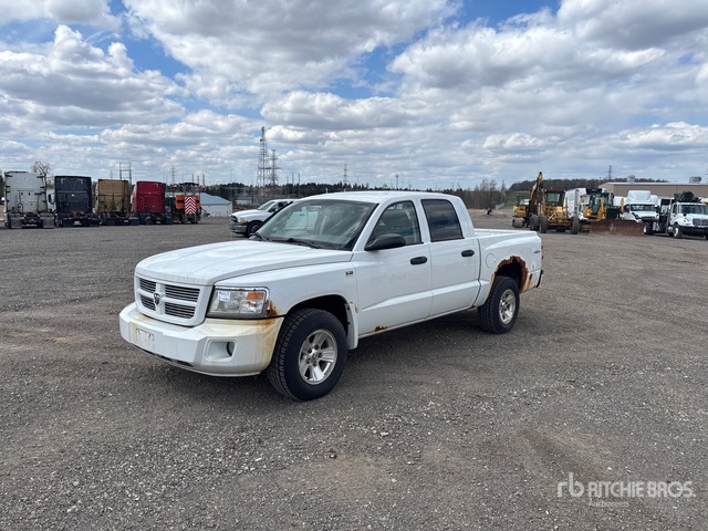 2010 Dodge Dakota 2010 Dodge Dakota 4X4 Crew Cab Pickup