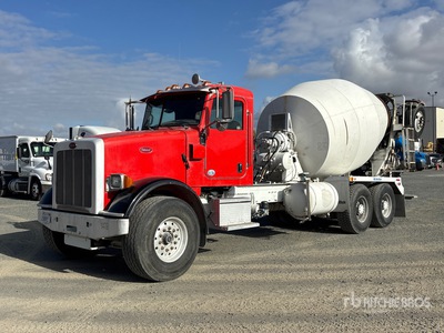 2014 Peterbilt 365 8x4 Mixer Truck