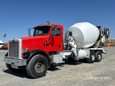 2014 Peterbilt 365 8x4 Mixer Truck