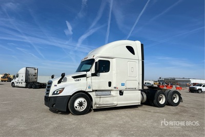 2019 Freightliner Cascadia 126 6x4 T/A Slaapcabine Trekker